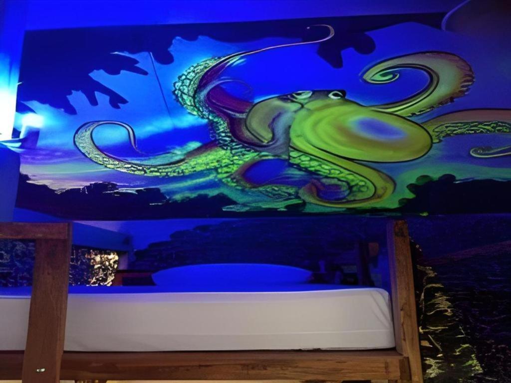 Peacock Hostel Ko Lanta Dış mekan fotoğraf