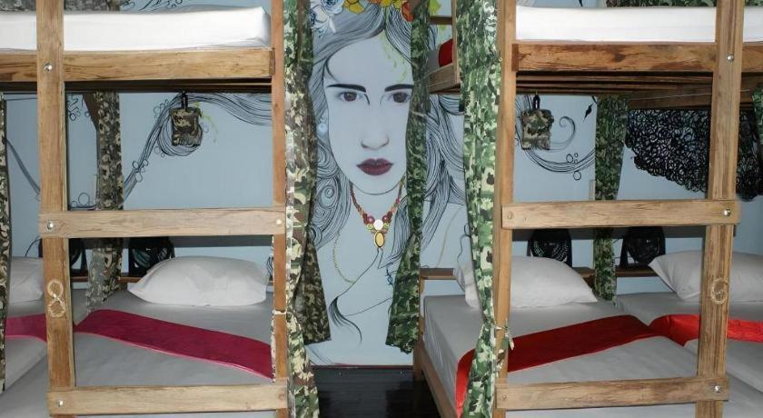 Peacock Hostel Ko Lanta Dış mekan fotoğraf