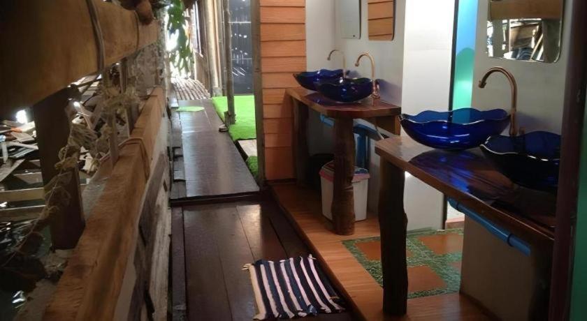 Peacock Hostel Ko Lanta Dış mekan fotoğraf
