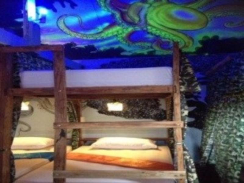 Peacock Hostel Ko Lanta Dış mekan fotoğraf