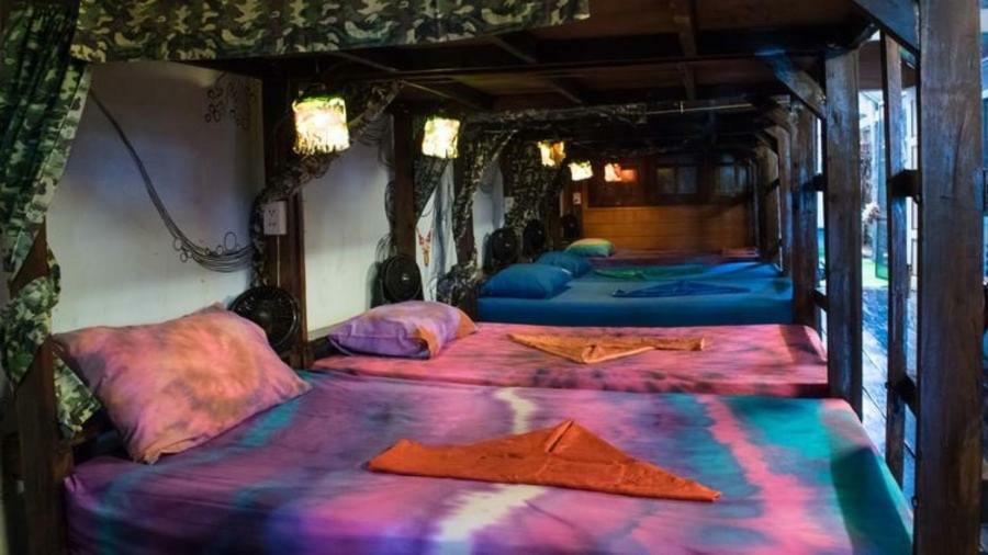 Peacock Hostel Ko Lanta Dış mekan fotoğraf