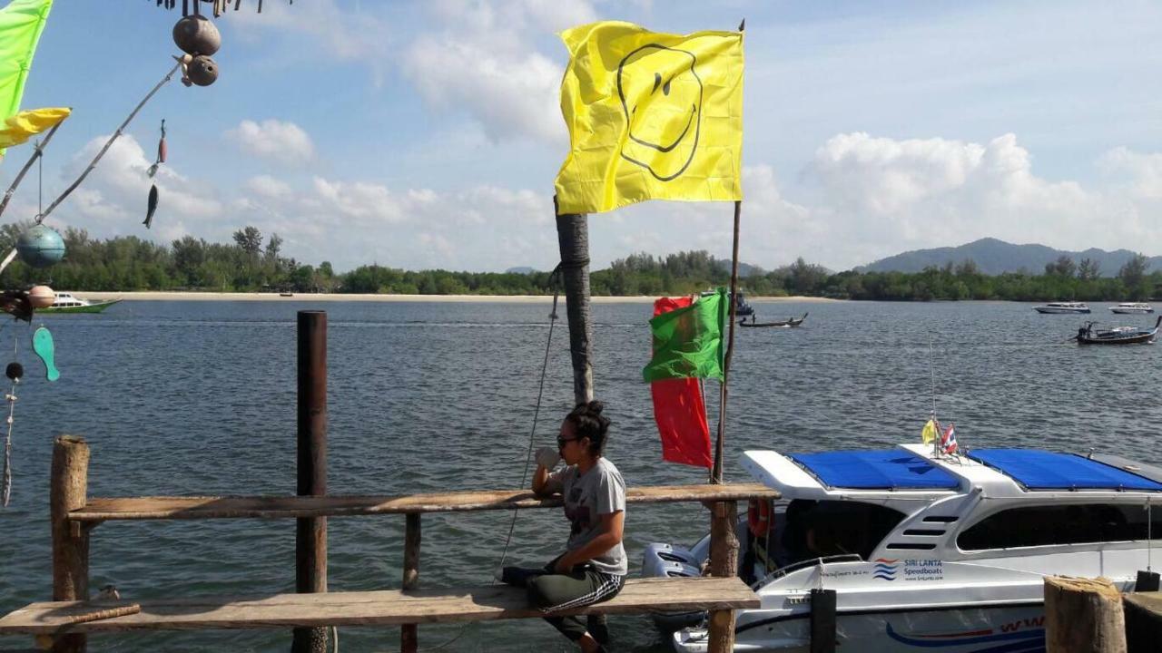 Peacock Hostel Ko Lanta Dış mekan fotoğraf