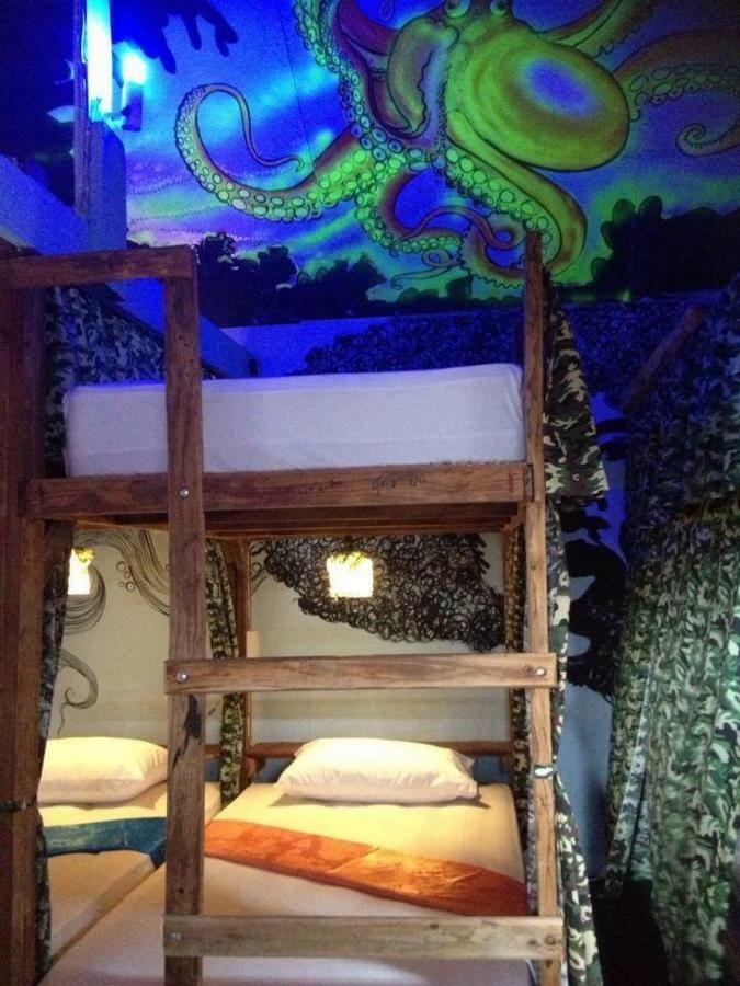 Peacock Hostel Ko Lanta Dış mekan fotoğraf